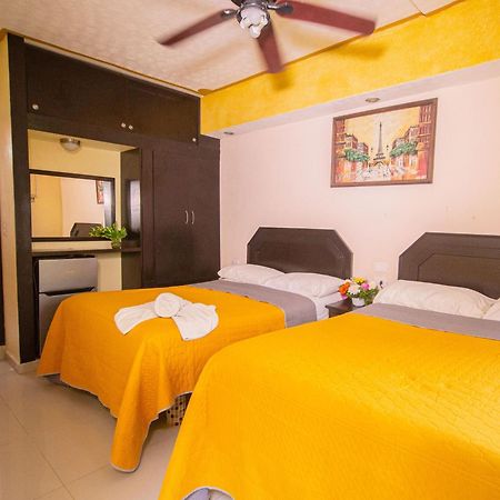 Hotel Melina Playa del Carmen Exterior photo